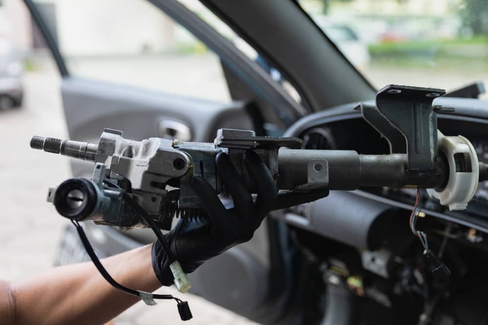 How a Faulty Steering Column Impacts Vehicle Safety and Control